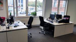 La Maison du Prêt, située au cœur de Charleroi, est votre partenaire de confiance pour toutes vos solutions de financement. Nous proposons une large gamme de produits de crédit adaptés à vos besoins personnels et professionnels. Que vous recherchiez un prêt pour une nouvelle maison, une voiture ou pour consolider vos dettes, notre équipe d'experts vous guide à travers chaque étape du processus. À La Maison du Prêt, nous nous engageons à offrir des conseils personnalisés et des solutions de crédit compétitives pour aider nos clients à réaliser leurs projets avec assurance et tranquillité. Pour toute demande de prêt à Charleroi, faites confiance à La Maison du Prêt, votre expert local en crédit.