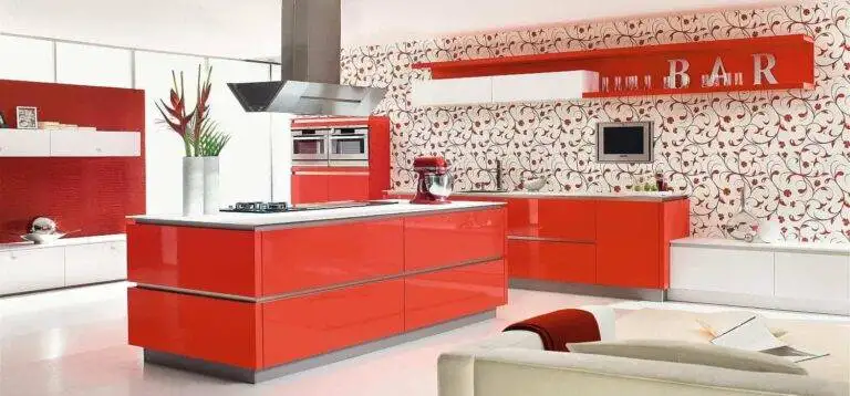 Le crédit cuisine de La Maison du Prêt est une solution pratique pour moderniser ou transformer votre espace culinaire sans déséquilibrer votre budget. Que vous envisagiez d'ajouter de nouveaux appareils, de réaménager la disposition de la pièce, ou de réaliser une rénovation complète, ce prêt à tempérament vous permet de répartir les coûts sur une durée adaptée à vos besoins. Avec des taux compétitifs et des modalités de remboursement flexibles, ce crédit vous aide à réaliser vos projets sans compromis financiers. Réalisez une simulation en ligne pour évaluer le montant nécessaire et les conditions de remboursement adaptées, puis laissez nos conseillers vous guider dans la concrétisation de votre projet.