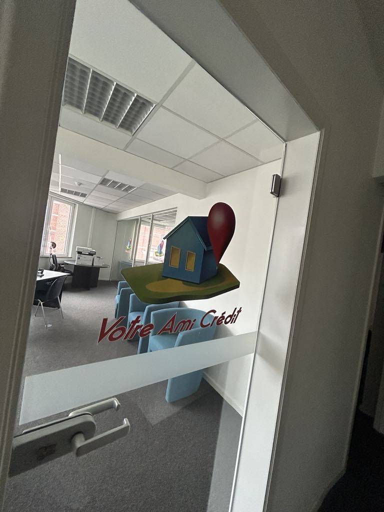 La Maison Du Prêt, Votre Spécialiste Du Crédit à Charleroi, Prêt à Vous Aider Chez La Maison du Prêt à Charleroi, nous sommes fiers de notre réputation en tant que spécialistes du crédit. Notre engagement envers nos clients est notre priorité absolue, et nous nous efforçons toujours de fournir des solutions financières adaptées à leurs besoins. Que vous ayez besoin d'un prêt pour vos projets personnels ou professionnels, nous sommes là pour vous accompagner à chaque étape du processus. Notre équipe expérimentée est là pour vous offrir des conseils personnalisés et un service attentionné, afin que vous puissiez prendre des décisions éclairées en matière de crédit. Faites confiance à La Maison du Prêt pour trouver la solution parfaite pour vos besoins financiers.