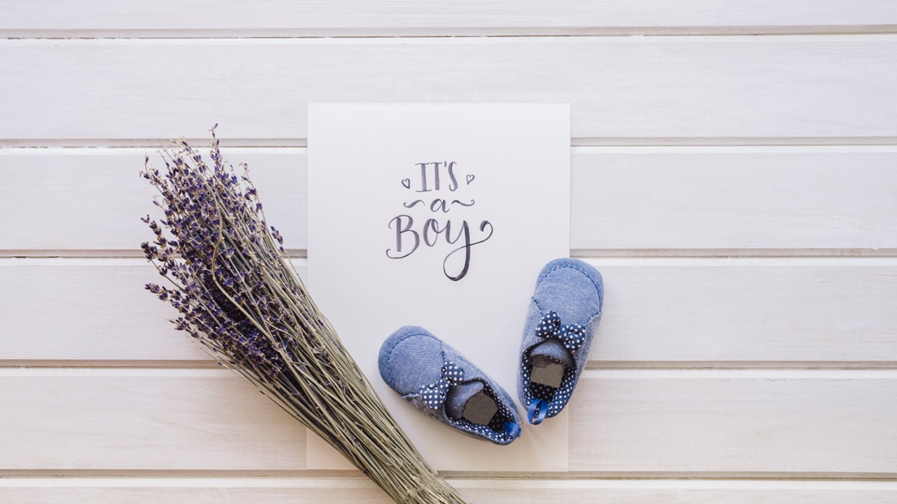 Organisation d’une baby shower avec décoration et réception familiale